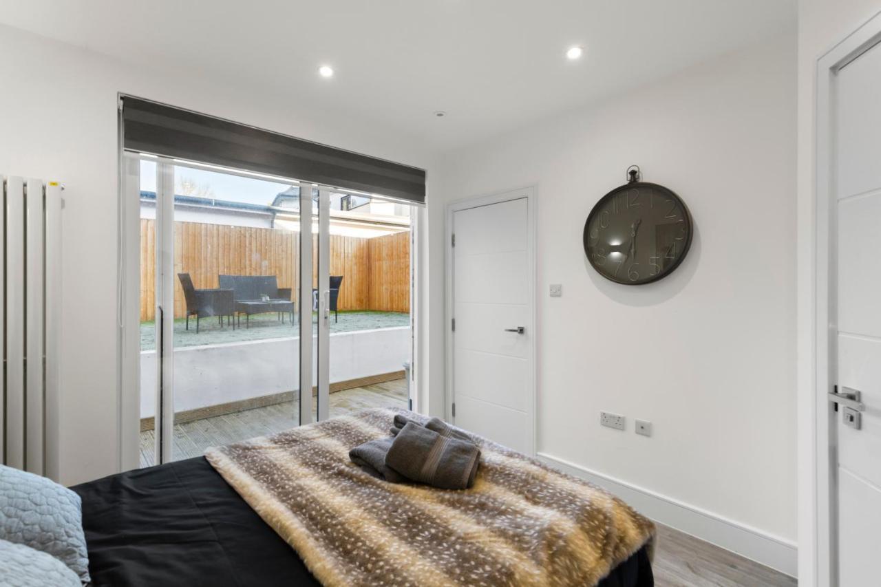 Ferienwohnung Star London Vivian Avenue 3-Bed Oasis With Garden The Hyde Exterior foto